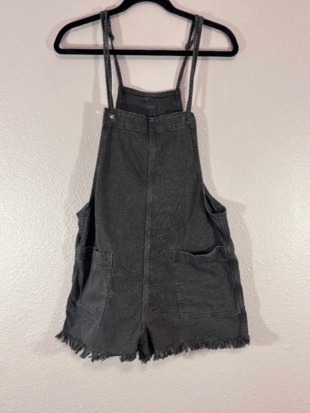 Womens Black aerie Shortalls Overalls with pockets Size Medium